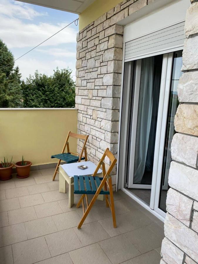 Polys Apartment And Paraskevi Studio With View Ptolemaída Kültér fotó