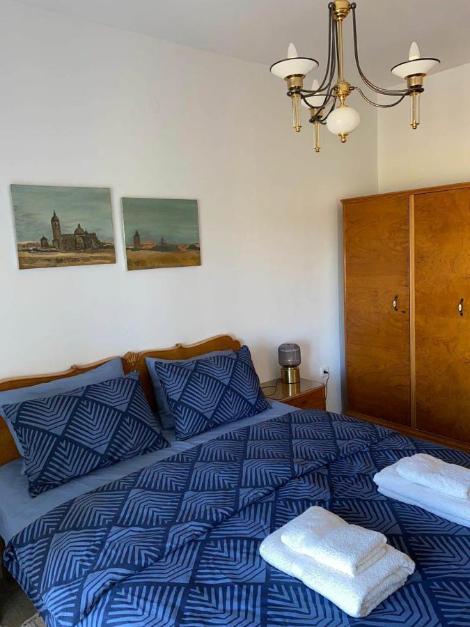 Polys Apartment And Paraskevi Studio With View Ptolemaída Kültér fotó