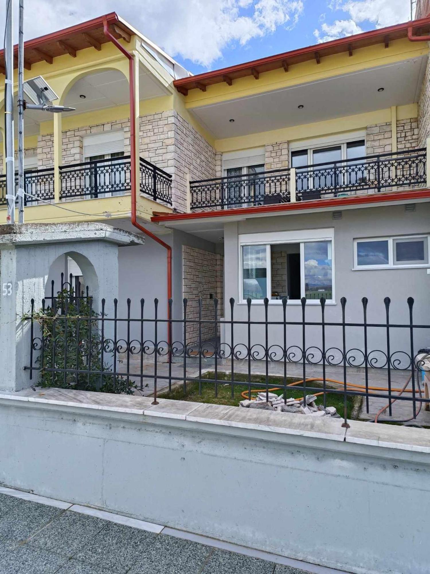 Polys Apartment And Paraskevi Studio With View Ptolemaída Kültér fotó